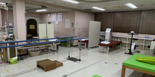 リハビリテーション室内観